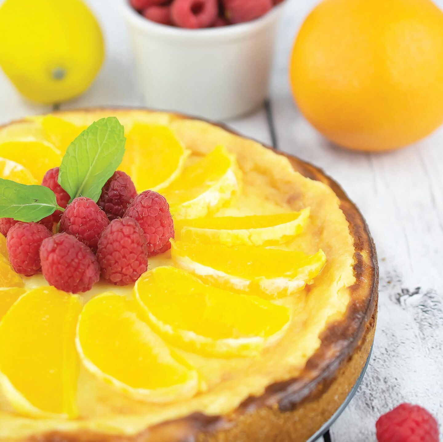 LEMON CHEESECAKE WITH FRESH FRUIT